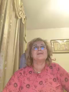 KarinkaSweet Cam Model Chat October 12, 2025