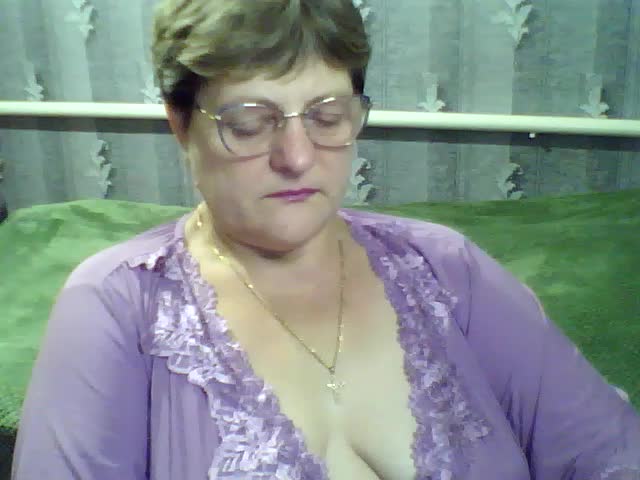 ElzaJewel Cam Model Chat October 12, 2025