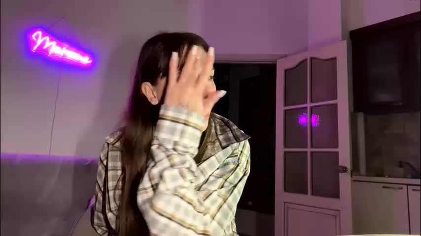 maroonaaa Cam Model Chat October 12, 2025