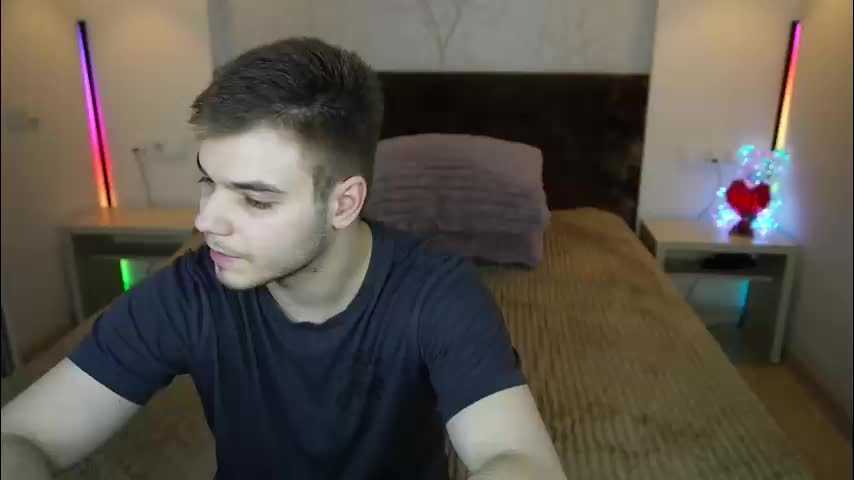 vikki_and_george Cam Model Chat October 12, 2025