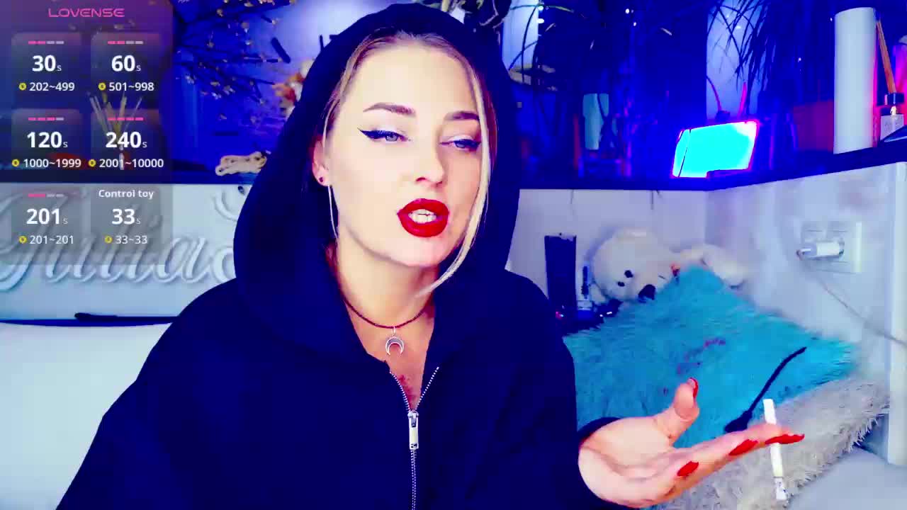 _JuliaSpace_ Cam Model Chat October 12, 2025