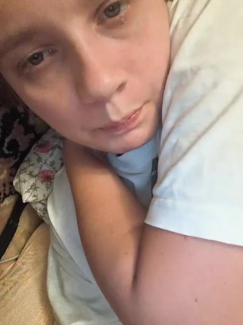 Frummi Cam Model Chat October 12, 2025