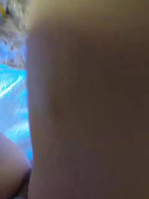 Piff_Pawlady Cam Model Chat October 12, 2025