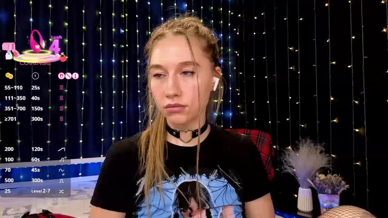 kiskaWEDNESDAY Cam Model Chat October 12, 2025