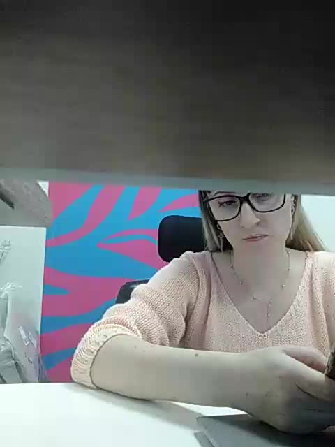 Xo4y-Tpax Cam Model Chat October 12, 2025