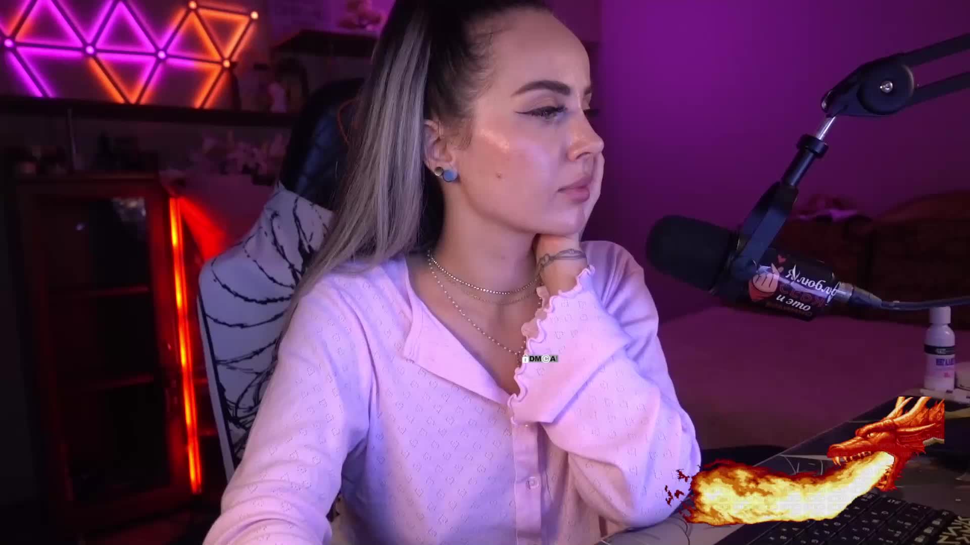 AmaReda Cam Model Chat October 12, 2025