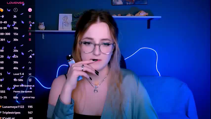luna_berryy Cam Model Chat October 12, 2025