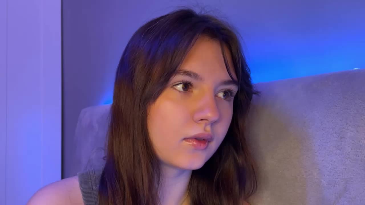 AlisaRichGold Cam Model Chat October 12, 2025