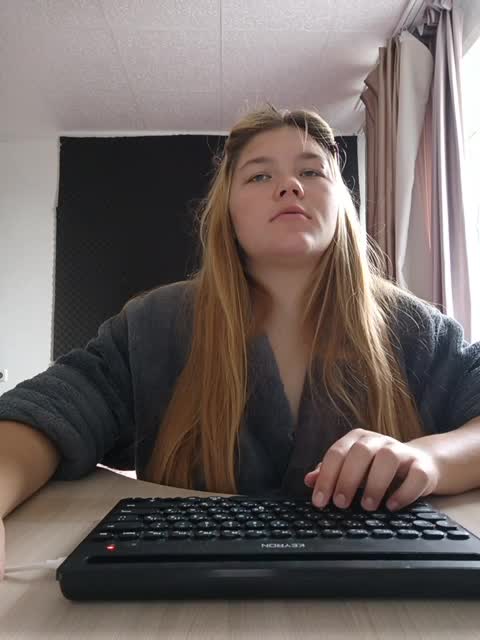 Kakdelaman Cam Model Chat October 12, 2025