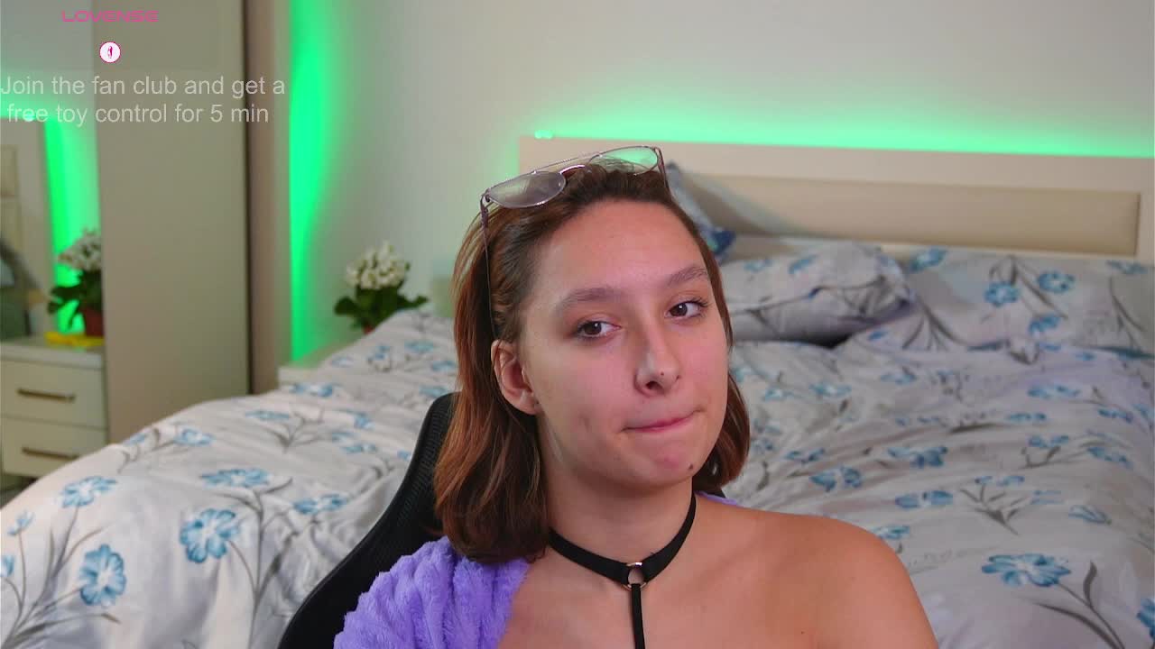 LylianRose Cam Model Chat October 12, 2025