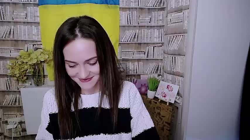 Lina_Star_S Cam Model Chat October 12, 2025