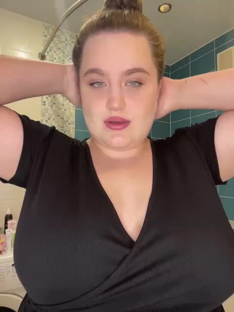 Liiinna Cam Model Chat October 12, 2025