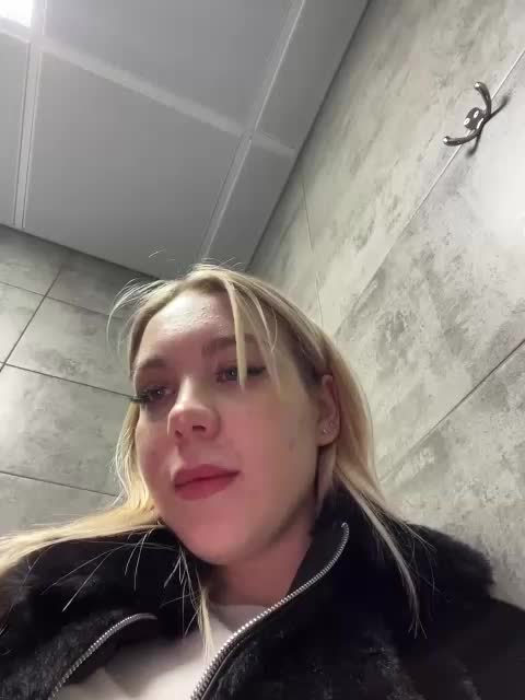 maksisy Cam Model Chat October 12, 2025