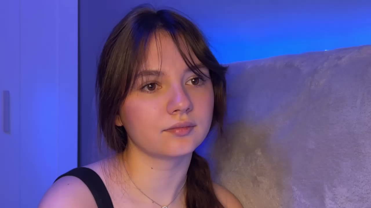 AlisaRichGold Cam Model Chat October 12, 2025