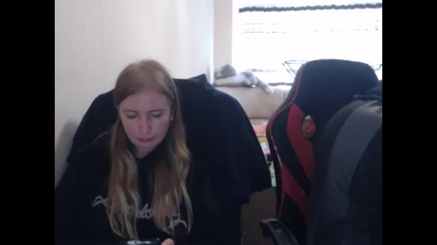 jenisandpeter Cam Model Chat October 12, 2025