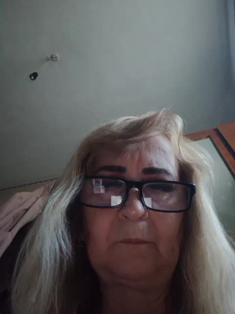 Alina1965 Cam Model Chat October 12, 2025