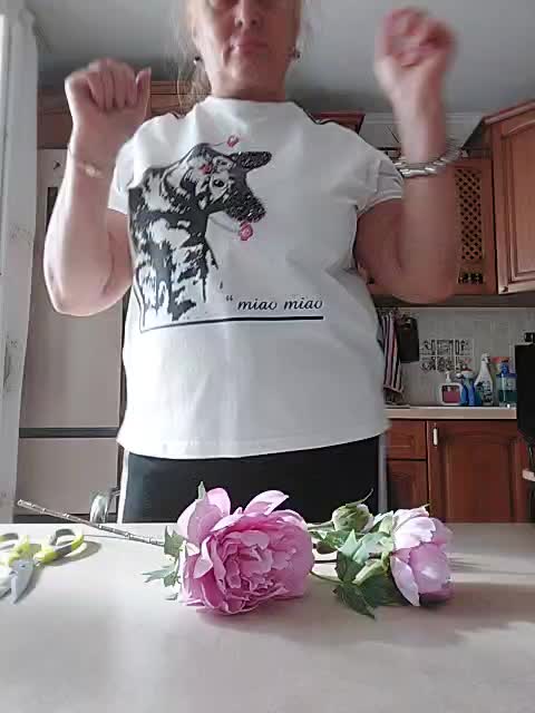 MonaMonako Cam Model Chat October 12, 2025