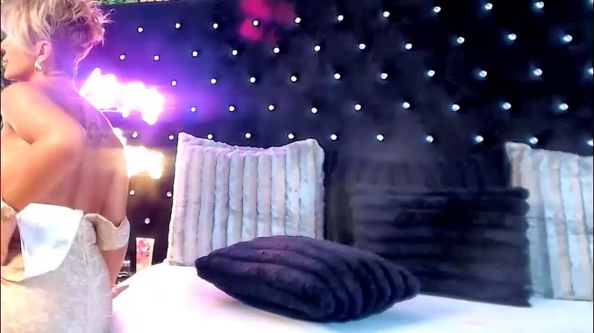 inanna_ishtar1 Cam Model Chat October 12, 2025