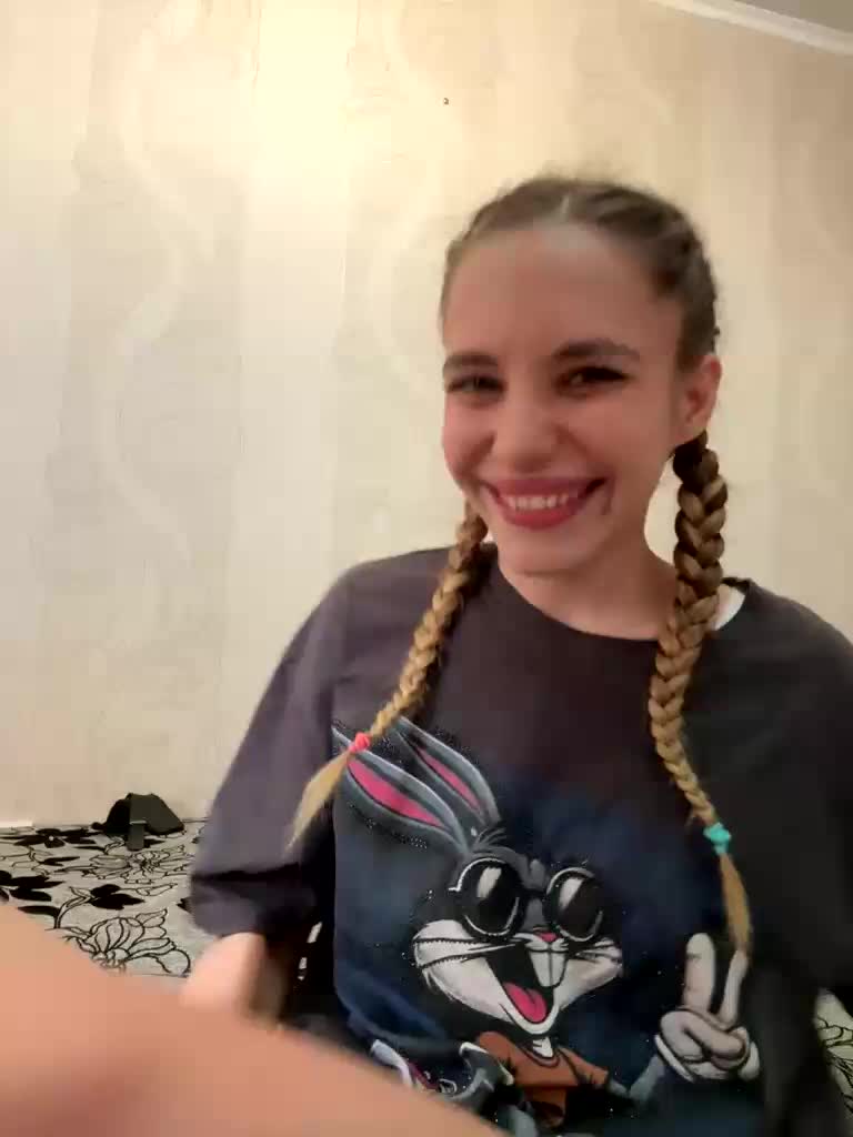 Buzzyd Cam Model Chat October 12, 2025