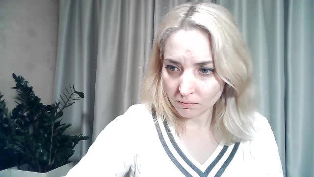 mariska-kiska Cam Model Chat October 12, 2025