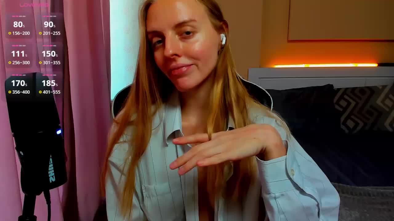 Jam-cream Cam Model Chat October 12, 2025