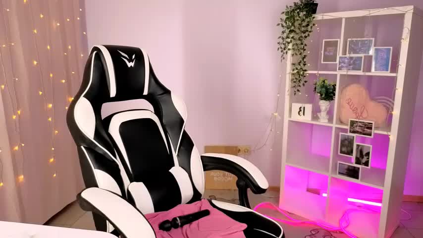 MelissaLovely_ Cam Model Chat October 12, 2025