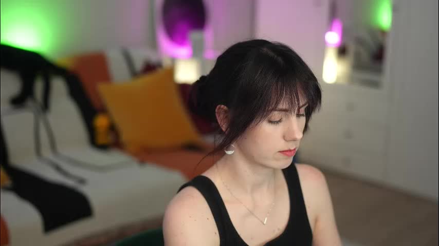 _blackbee_ Cam Model Chat October 12, 2025