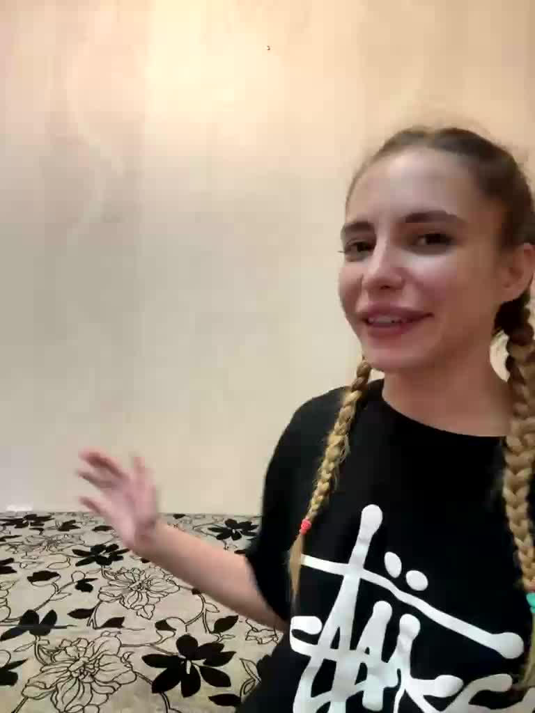 Buzzyd Cam Model Chat October 12, 2025