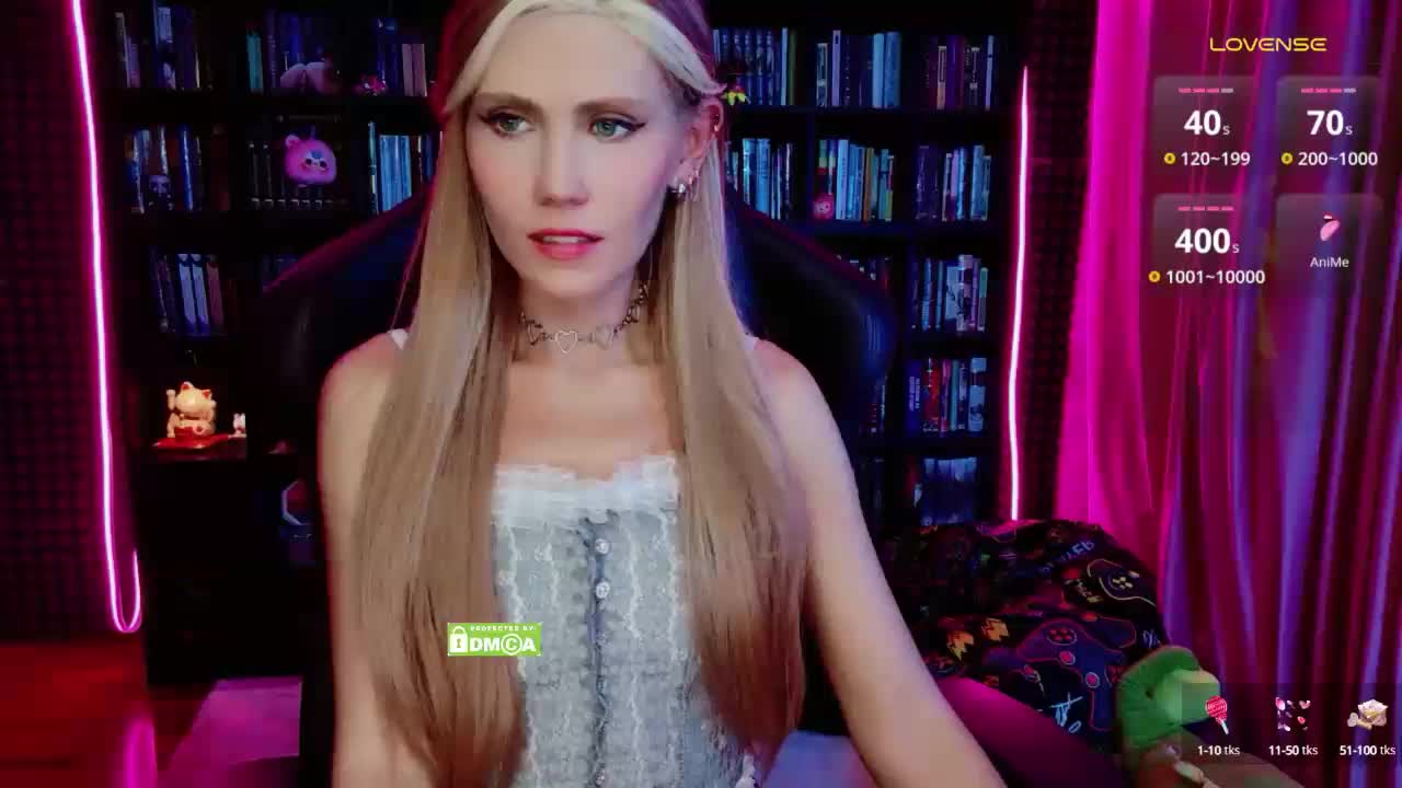 __--__ Cam Model Chat October 13, 2025