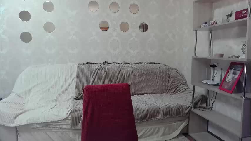 _pretty_fox_ Cam Model Chat October 13, 2025