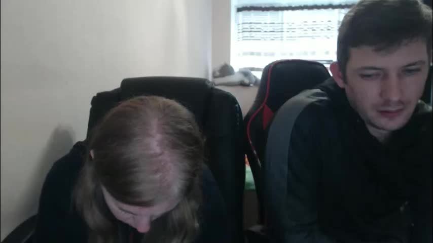 jenisandpeter Cam Model Chat October 13, 2025