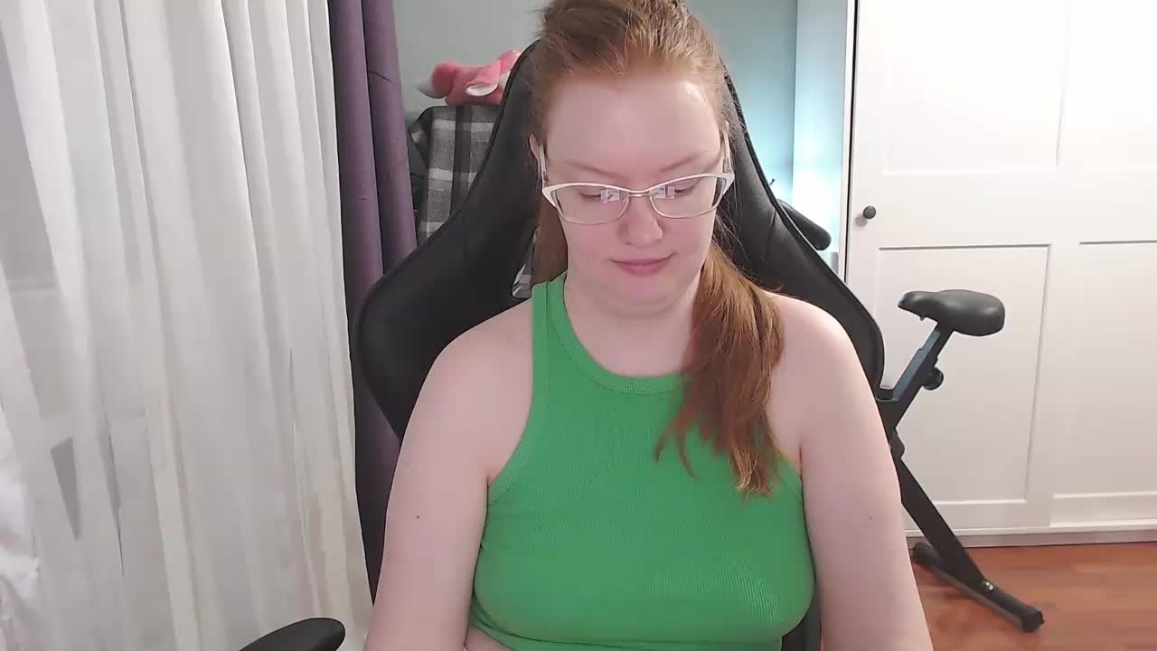 missInari Cam Model Chat October 13, 2025