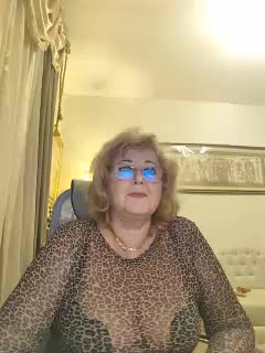 KarinkaSweet Cam Model Chat October 13, 2025