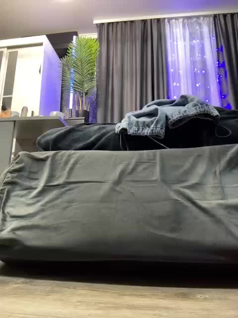 MagicMelody Cam Model Chat October 13, 2025