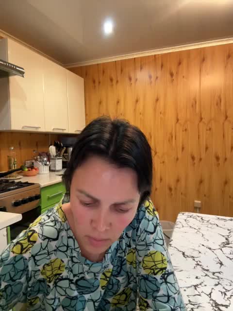 vik77777A Cam Model Chat October 13, 2025