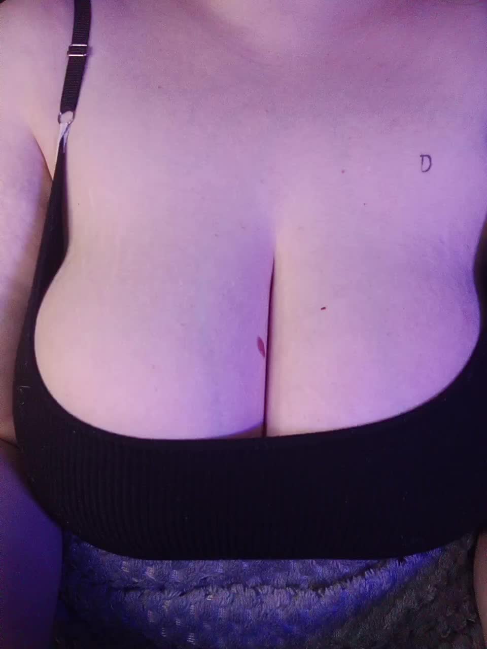 Ali_na Cam Model Chat October 13, 2025