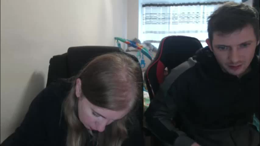 jenisandpeter Cam Model Chat October 13, 2025