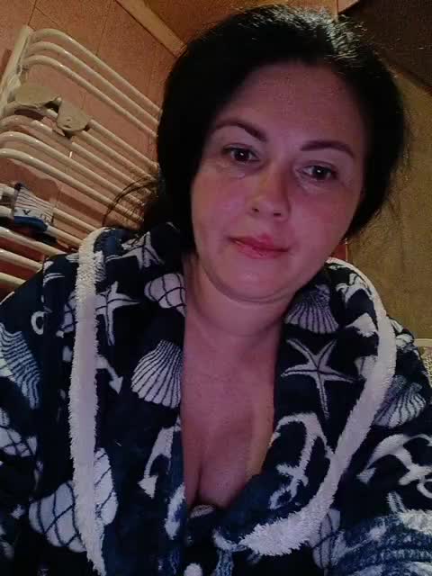 Maluska-Lapyla Cam Model Chat October 13, 2025