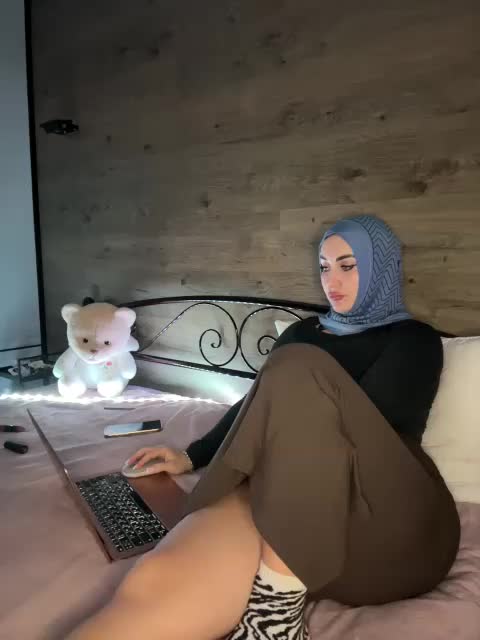 Leyla-kavkaz Cam Model Chat October 13, 2025