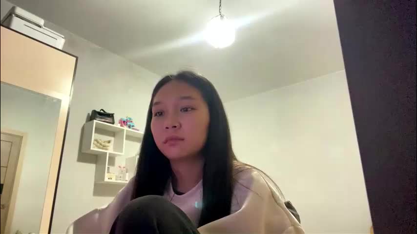 oracowee Cam Model Chat October 13, 2025