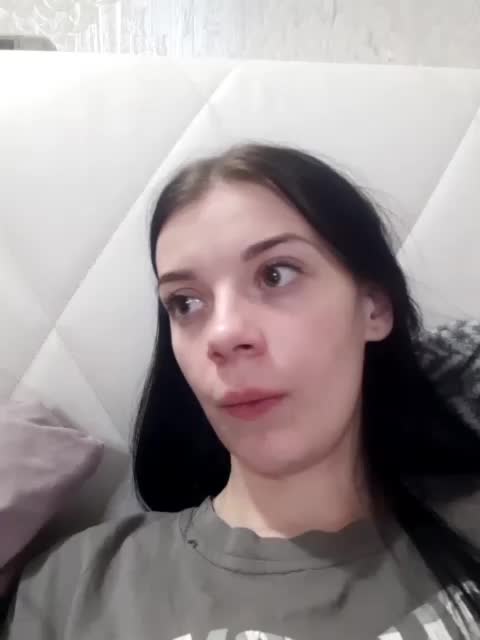 Luna29a Cam Model Chat October 13, 2025