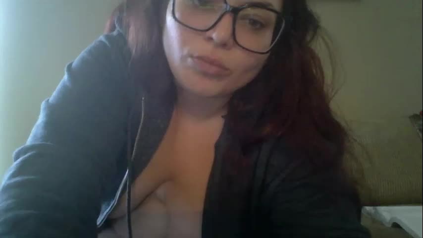 natty_green Cam Model Chat October 13, 2025