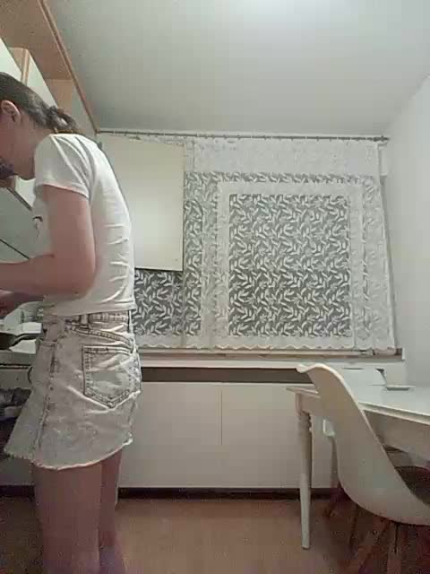 __COVID-19__ Cam Model Chat October 13, 2025