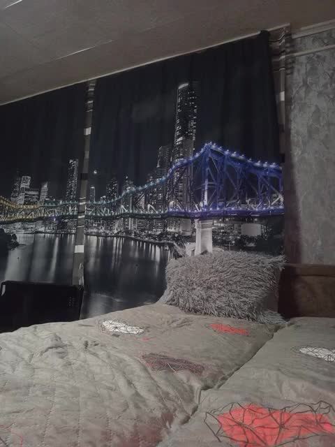 Nata17-1 Cam Model Chat October 13, 2025