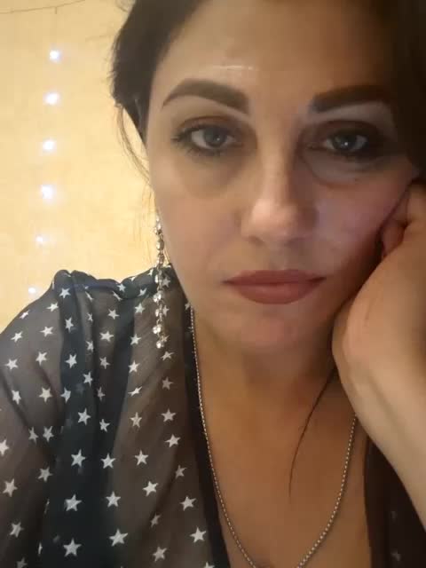 AmyRoses Cam Model Chat October 13, 2025