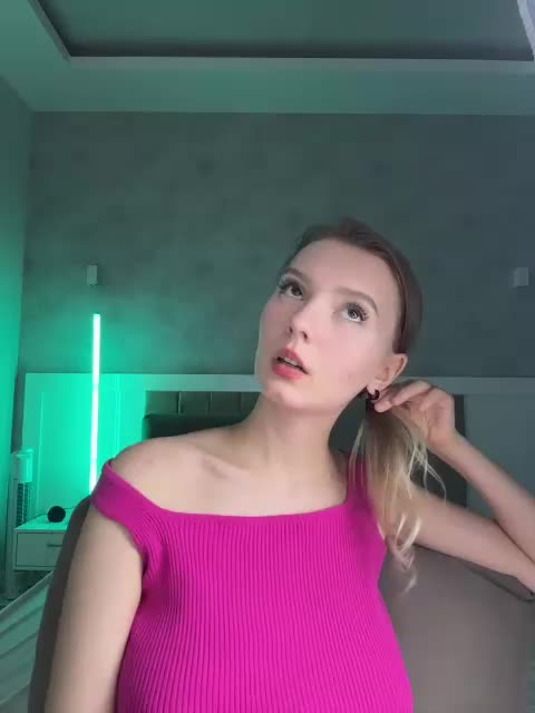 -Nezukoo- Cam Model Chat October 13, 2025