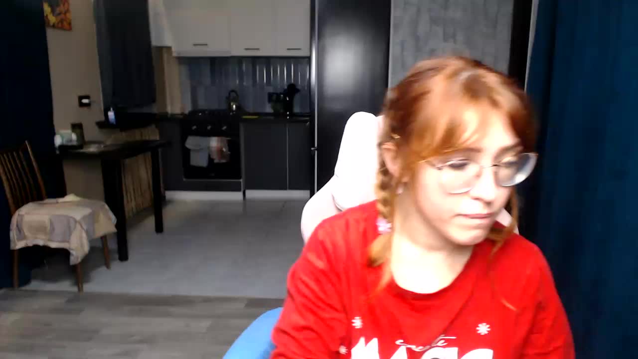 Regimasmile Cam Model Chat October 13, 2025