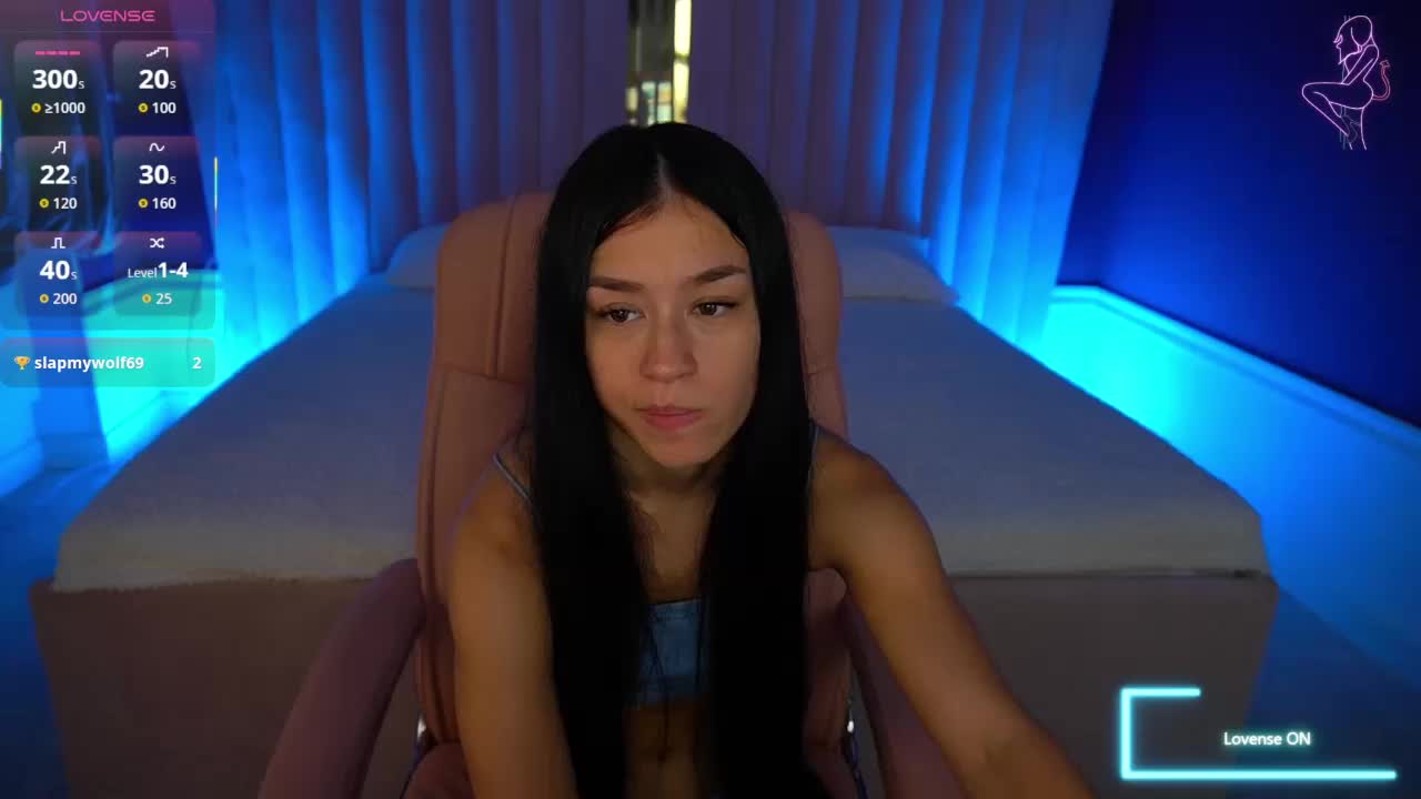 FataleNellie Cam Model Chat October 13, 2025