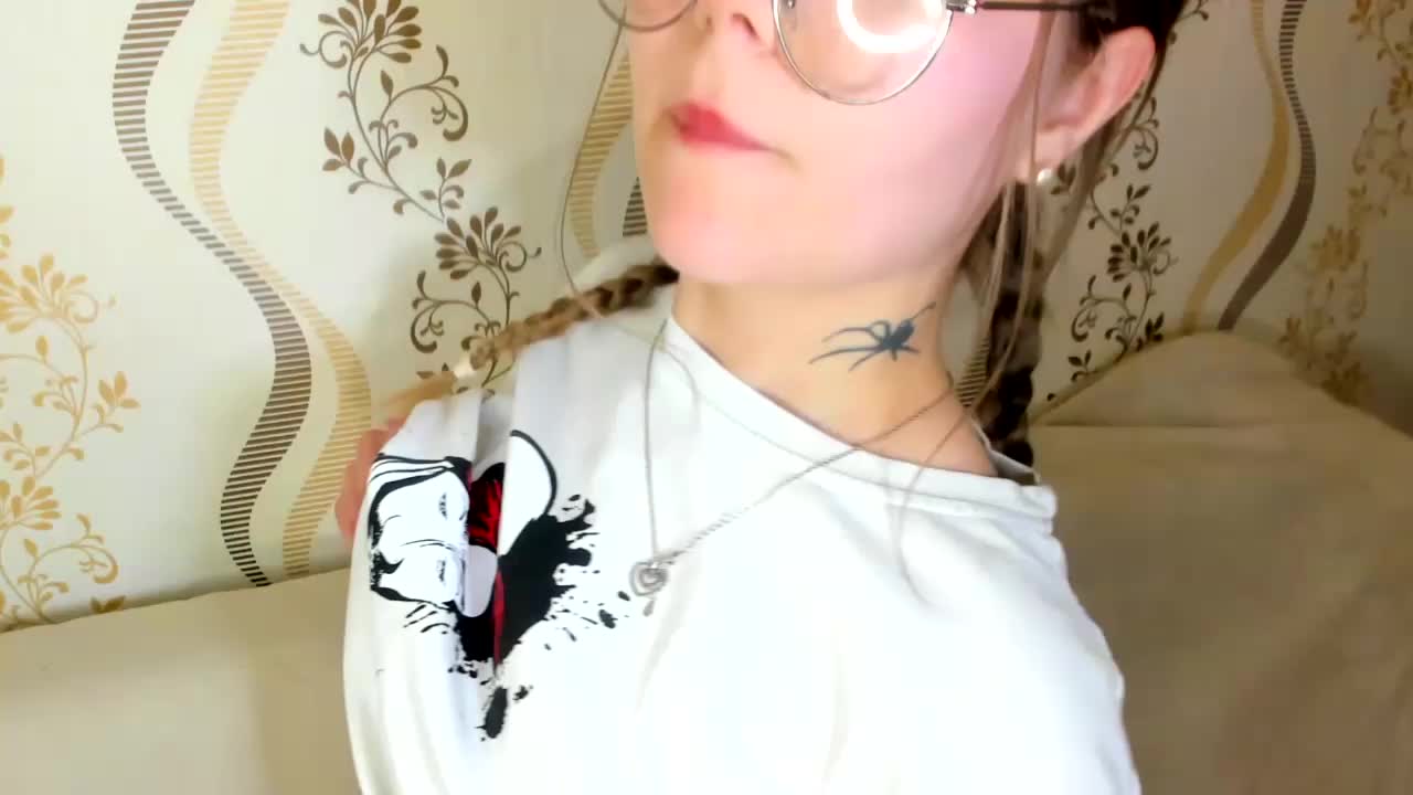 MelMooon Cam Model Chat October 13, 2025