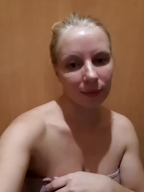 -nelya- Cam Model Chat October 13, 2025